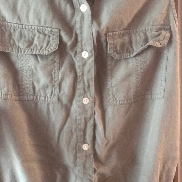 Vineyard Vines army green romper - Picture 5 of 7